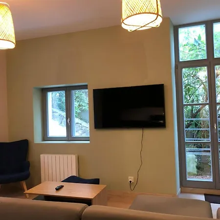 Des Thermes - T3 Rdc *